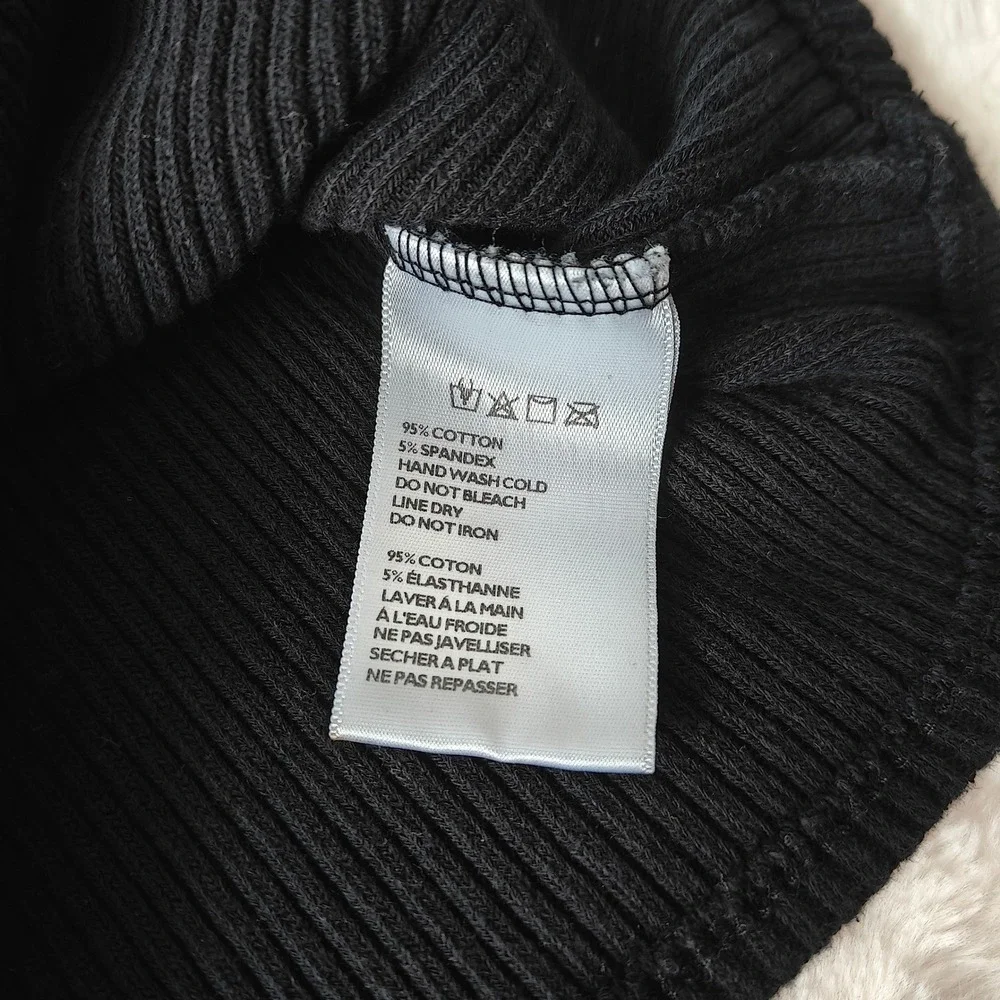 Urban Outfitters Women's One Shoulder Crop Top Black Ribbed Knit Asymmetrical XS - Picture 6 of 6